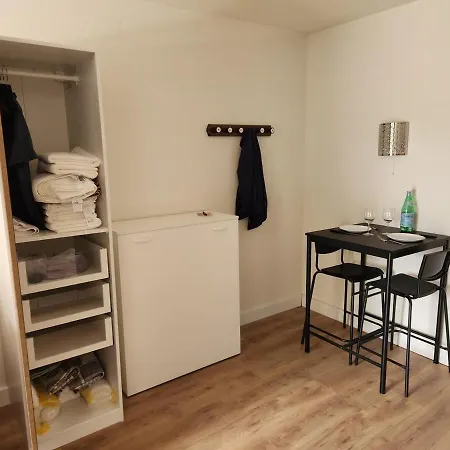 Studio, Le Port شقة *